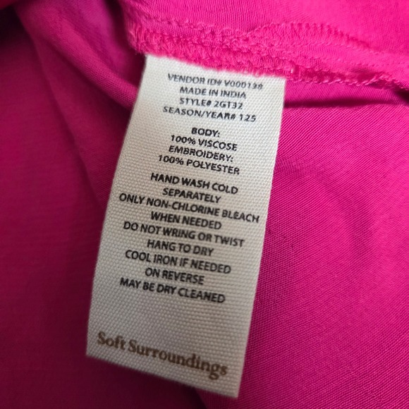 Soft Surroundings Magenta Pink Embroidered Tassel Tunic Top Petite Small Boho - Picture 6 of 6